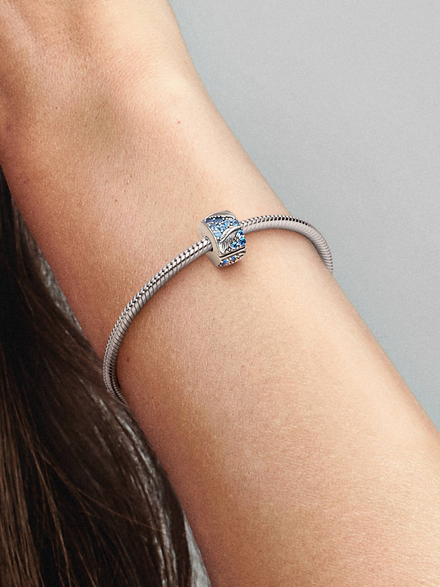 Curved Feather & Pavé Clip Charm