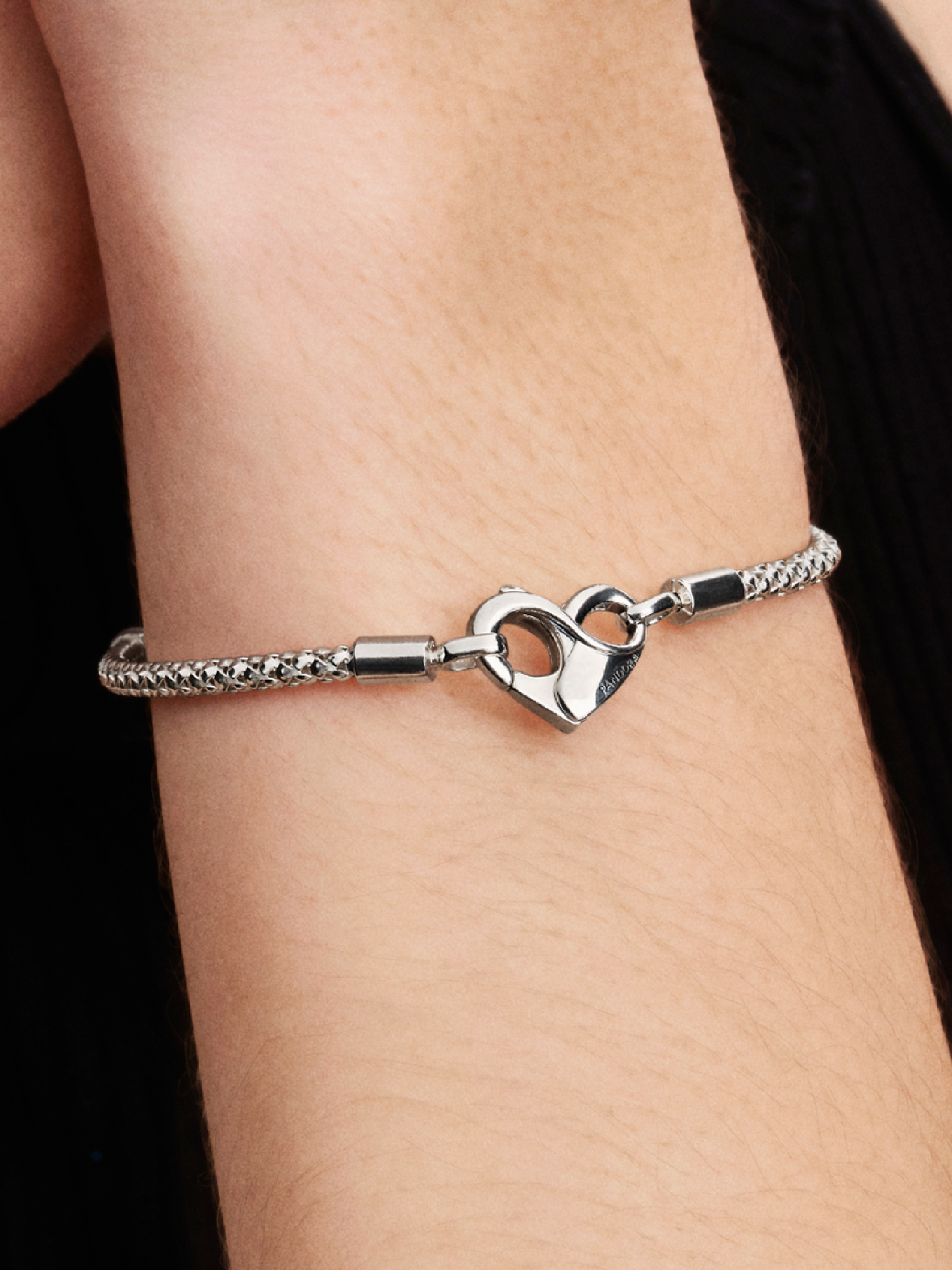 Studded Chain Bracelet | Sterling silver | Pandora SG