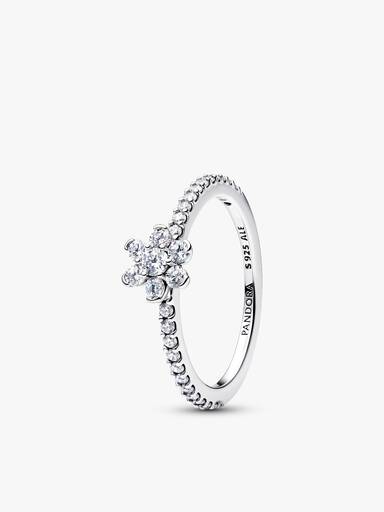 Sparkling Flower Ring Set