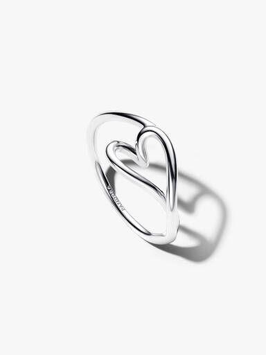 Organically Shaped Heart Small Ring