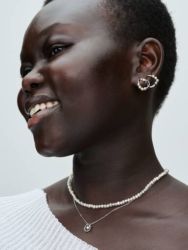 Organically Shaped Pavé Circle & Treated Freshwater Cultured Pearl Collier Necklace