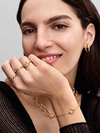 Rippled Band Ring