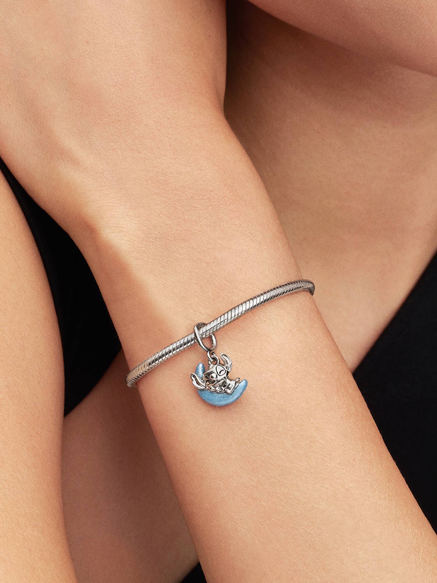 Disney Stitch Glow-in-the-dark Moon Dangle Charm