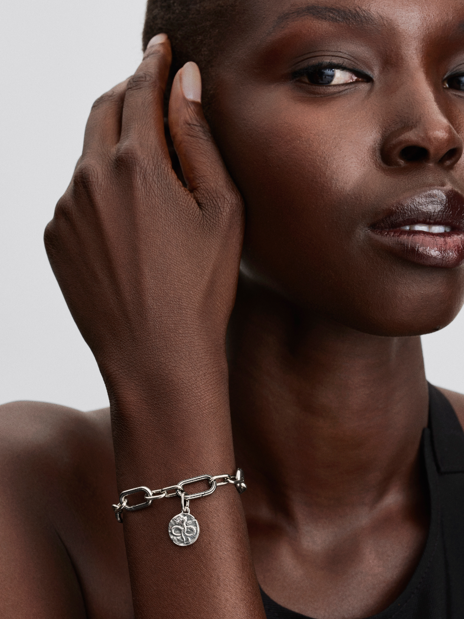 Infinity Snake Medallion Charm | Sterling silver | Pandora SG