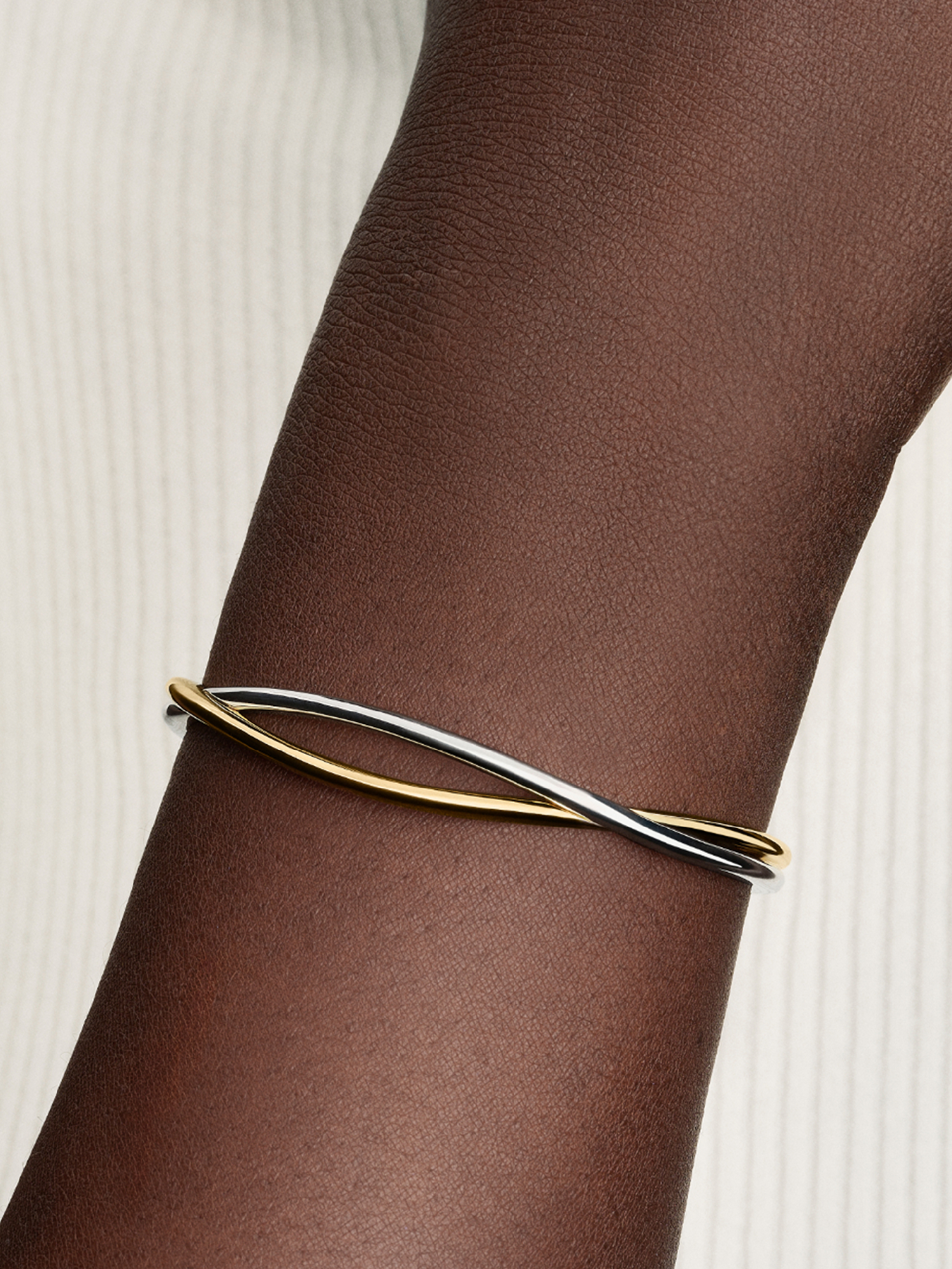 アクセサリー GOLDEN RATIO SHADOW TRIANGLE BANGLE 2026Q2D_collection_essence_go_